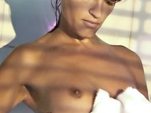 Vid�os de sexe Soft : Alice, s'habille de mousse sous sa douche !