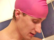 Sodomizzato sotto la doccia ! BUON ANNO 2007 ! video porno gay
