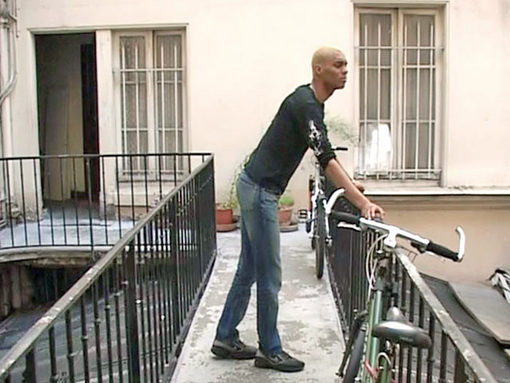 Trio pervers dans un squat