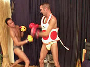 Deux boxers baisent au lieu de se battre ! videos sexe gay