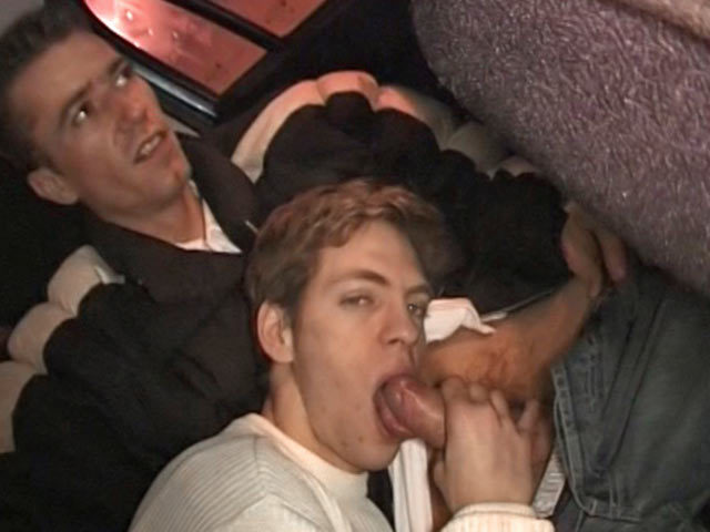 Chap screws twink in a stairwell!!!