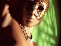 Jeune, Jolie et vicieuse beauté masquée !