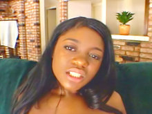 Belle Black bais�e comme une princesse !