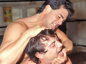 Beau combat entre beaux-m�les !!! sexe video gay
