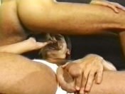 Muscles et cuir clouté ! porno video gay