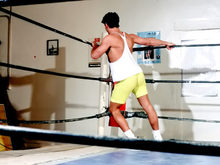 Sportif latino humil� par un lascar des cit�s !