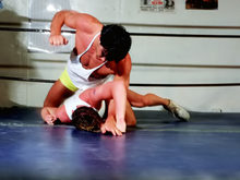 Super Rumble de beaux Catcheurs !