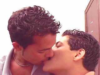photo de fellation pr&eacute;sente dans la vid&eacute;o gay