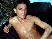Scopata selvaggia in una stradina scura ! sesso video gay