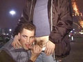 telecharger porno Rencontre &agrave; la tour Eiffel, pipe en caisse, baise &agrave; l'appart!