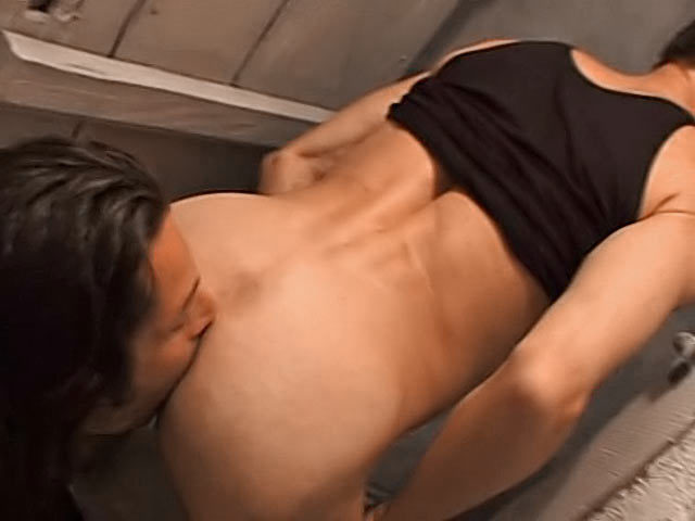 Vid�o Fr: Petit plan cul improvis� entre voisins de paliers
