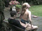 Amatrice Rousse de 19 ans baisée sur le balcon ! - image 21