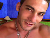 Un gigol� se ne prende in pieno viso dopo una scopata anale profonda video xxx gay