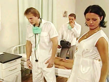 Gang Bang � l'hopital pour Dora venters et Betty Dark (partie 1)