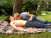 Pique nique, tu mange ou tu nique ? video x gay