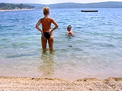 Triolisme a la plage et d�fonce � tout �ge