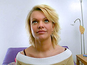 Blonde et triolisme pervers pour baise d�enfer