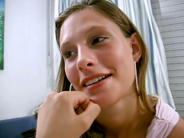 �Peque�a perversa te chupa como si estuvieras all�!
