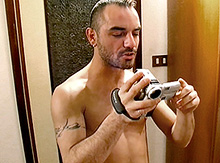 Vid�o amateur gay pour groupe de pervers