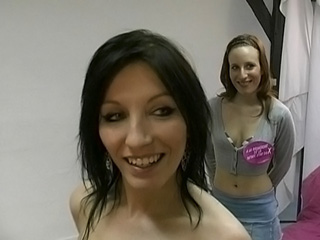 Casting Fran�ais de jeunes lesbiennes enflamm�es