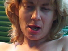 Masturbation dans le camping car et grosse baise d'un soir