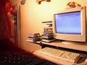 Elle n�arrive pas � utiliser un ordinateur mais une bite �a !
