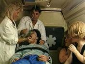 Appelez les secours nous sommes en train de le perdre - image 0