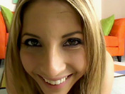 Une v�ritable chienne de comp�tition cette blondasse !