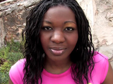 Black d�butante prise par un chauve.