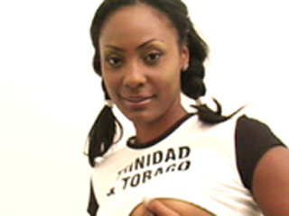 Supportrice de Trinidad & Tobago en show sexy priv&eacute; !